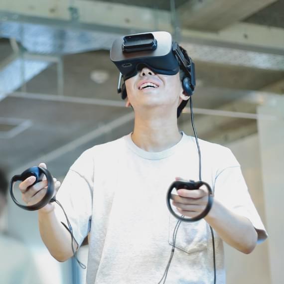 DMR (Digital Mixed Reality)